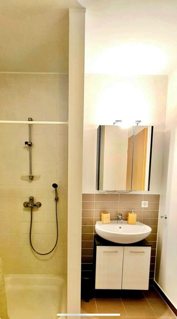 Luxury one bedroom flat with parking&balcony -Cent 2 — photo 14
