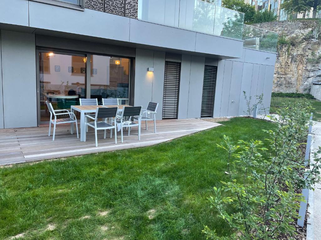 Garden Family 3 bedrooms apartment with parking- Noah — photo 3