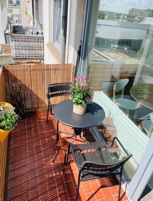 Large 1 bedroom in center with Terrace & Parking – 67B — photo 4