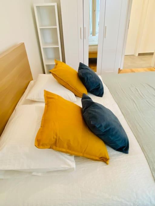 Brand new 2 bedrooms in Center, Terrace and Parking 142-99 — photo 11