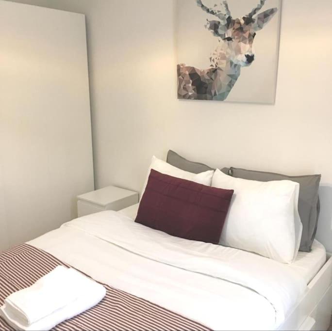 Trendy 2 bedrooms in Center 3b — photo 8