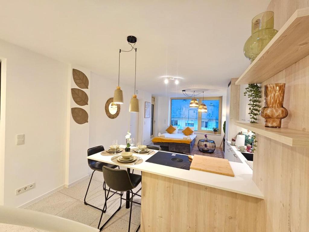 New 2 Bedrooms Flat in City Center-128 — photo 7