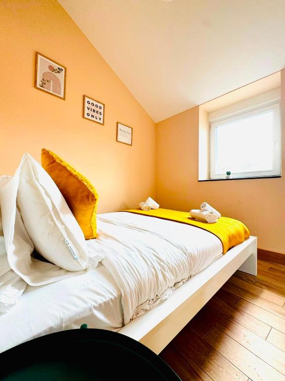 Modern Brand New 1 BR Apartment with 3 beds in Luxembourg City with Terrace-BON45C — photo 15