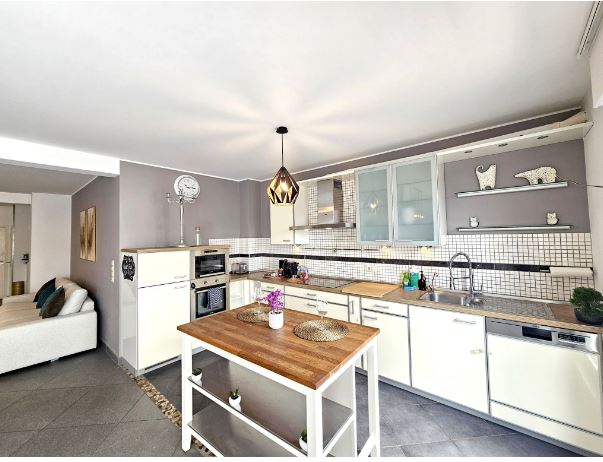 Well-Appointed 2BR flat with terrace&parking-HOL127 — photo 8