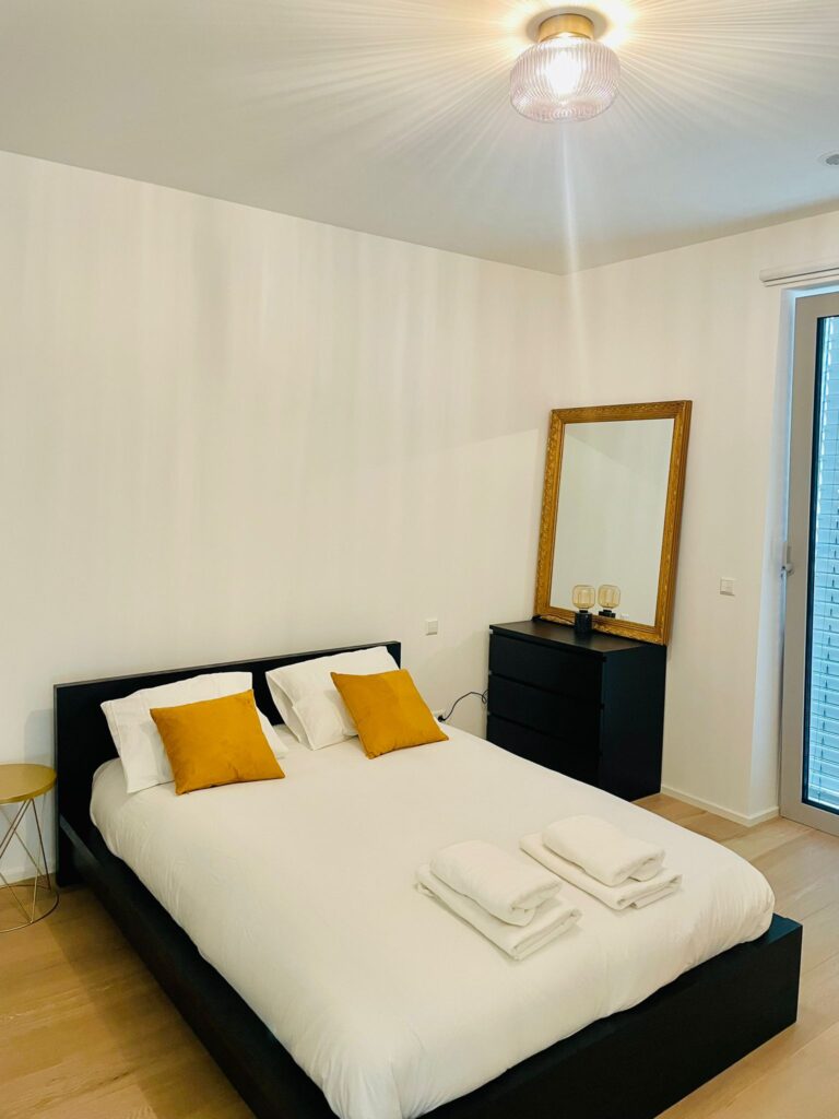 New & Large 1 bedroom in Center- terrace & parking- Chiny 1 — photo 8