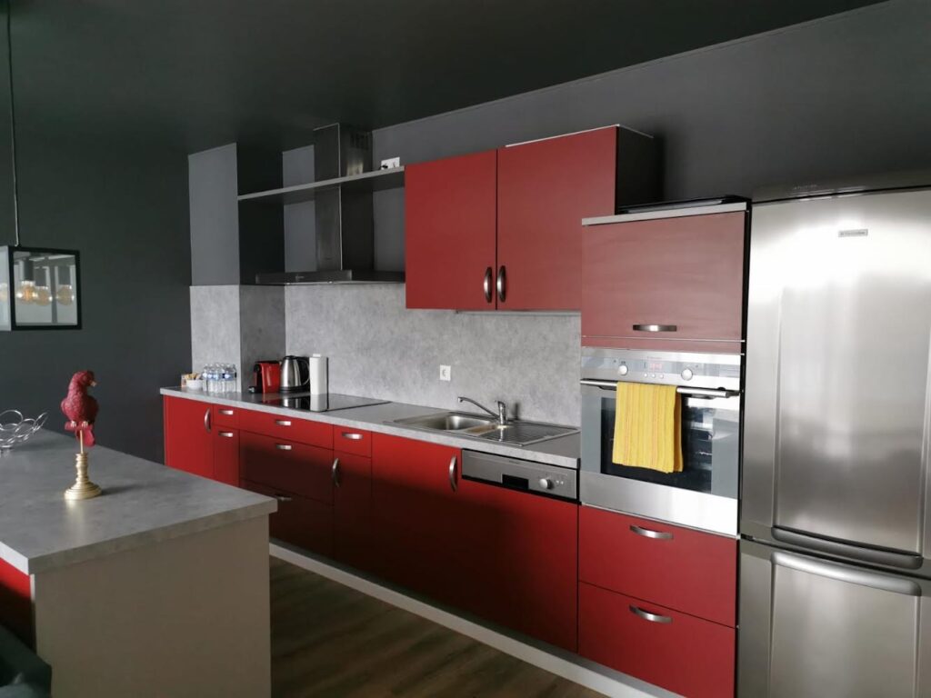 Luxury Flat in City Center, 3 Balconies, Free Parking -217 — photo 6