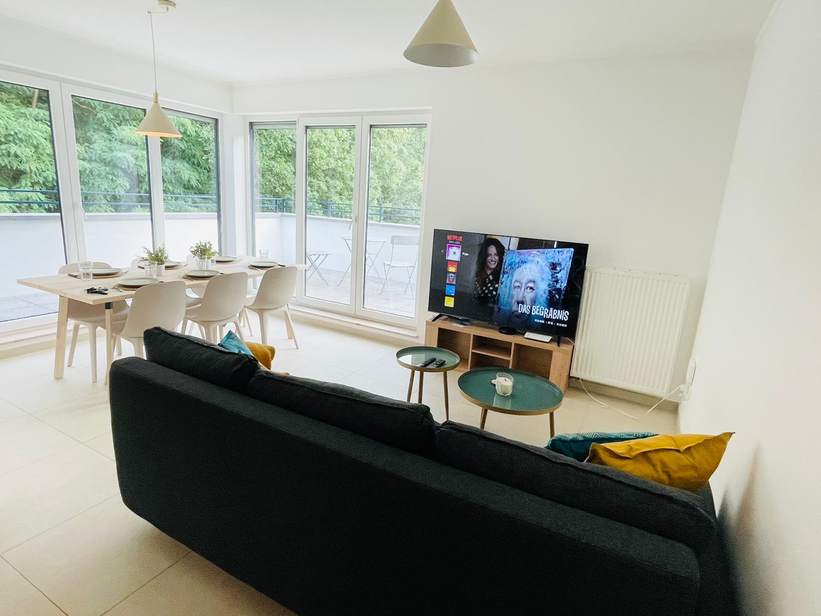 Luxury Green Penthouse Parking & Terrace -117 — photo 1