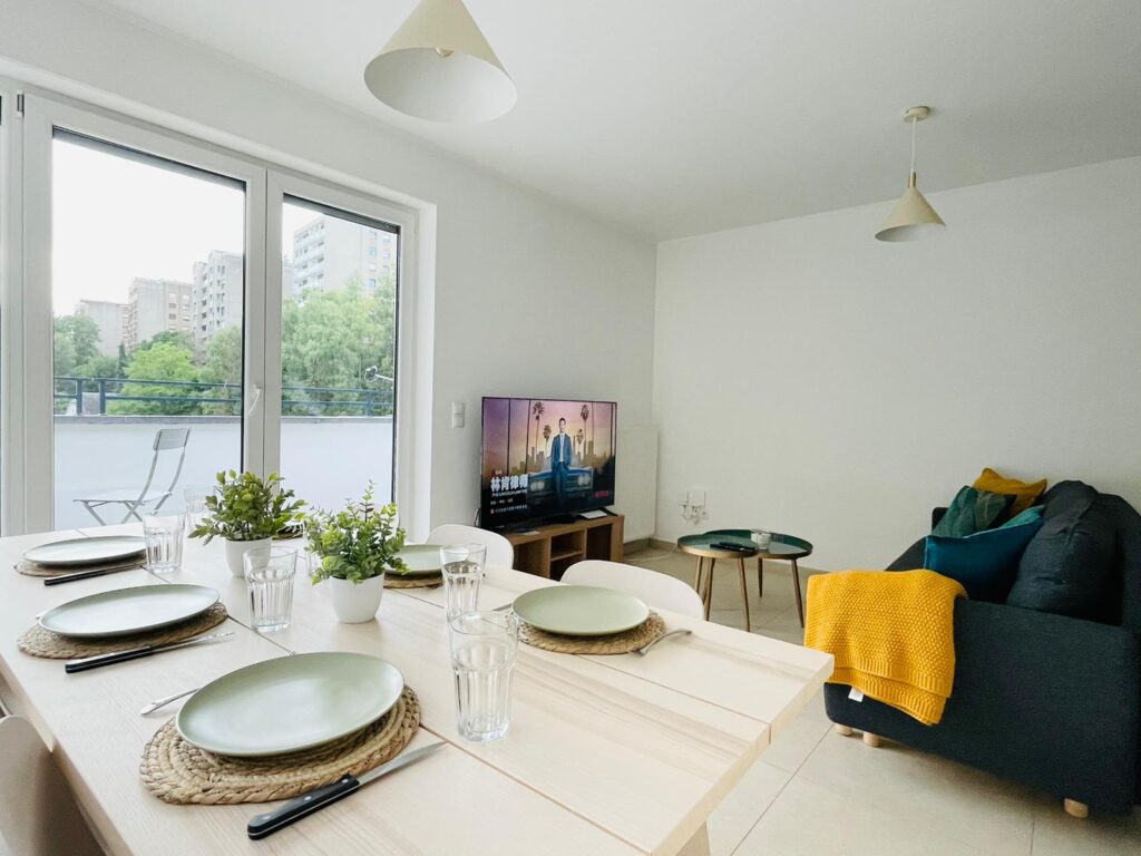 Luxury Green Penthouse Parking & Terrace -117 — photo 8