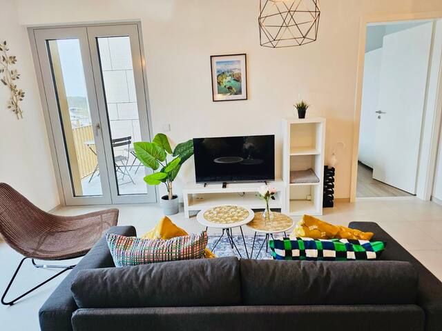 Comfy one bedroom flat with parking&balcony-CD9 — photo 2