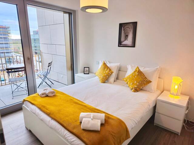 Comfy one bedroom flat with parking&balcony-CD9 — photo 10