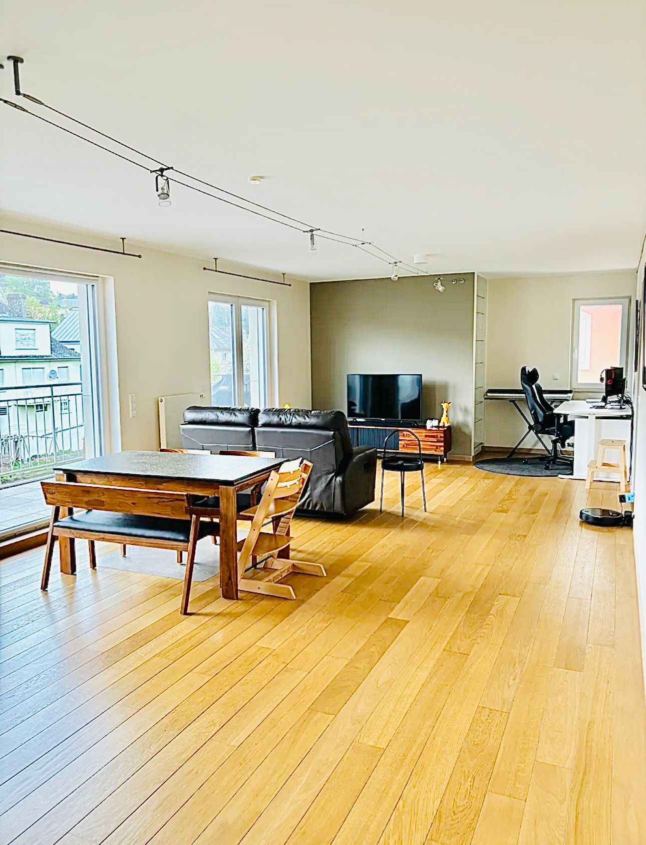 Two bedrooms with parking in Hesperange-Hesp 1 — photo 1
