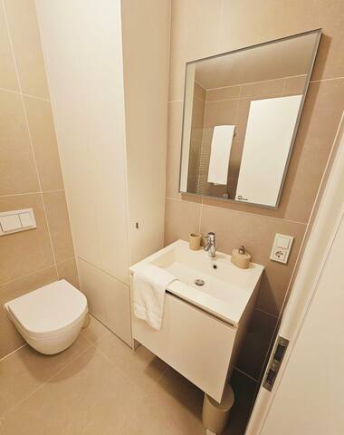 Cozy one bedroom flat with convenient parking-CD8 — photo 12