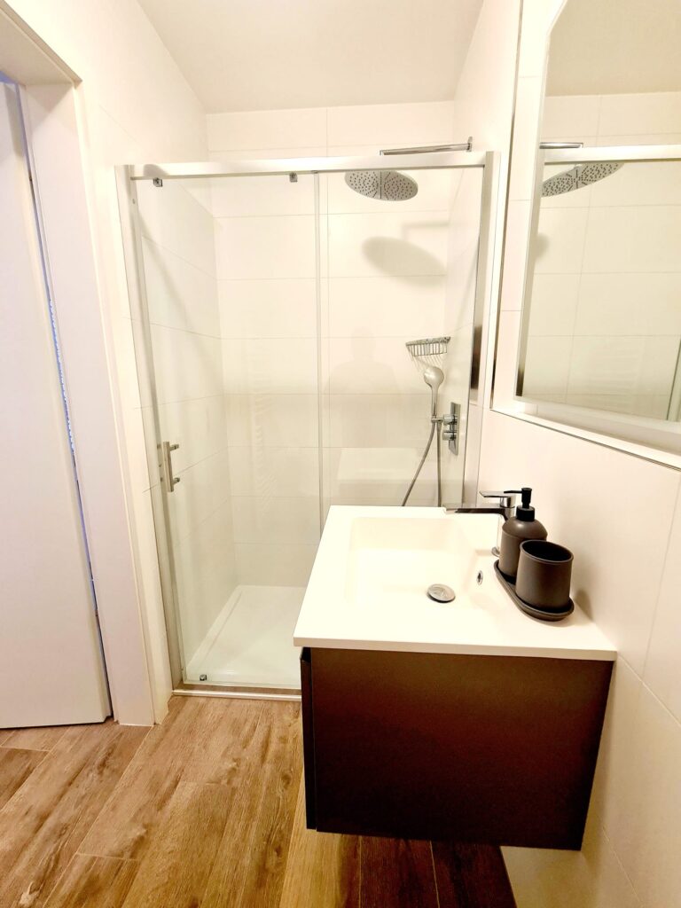 Luxury 1 bedroom with Parking – CD6 — photo 11