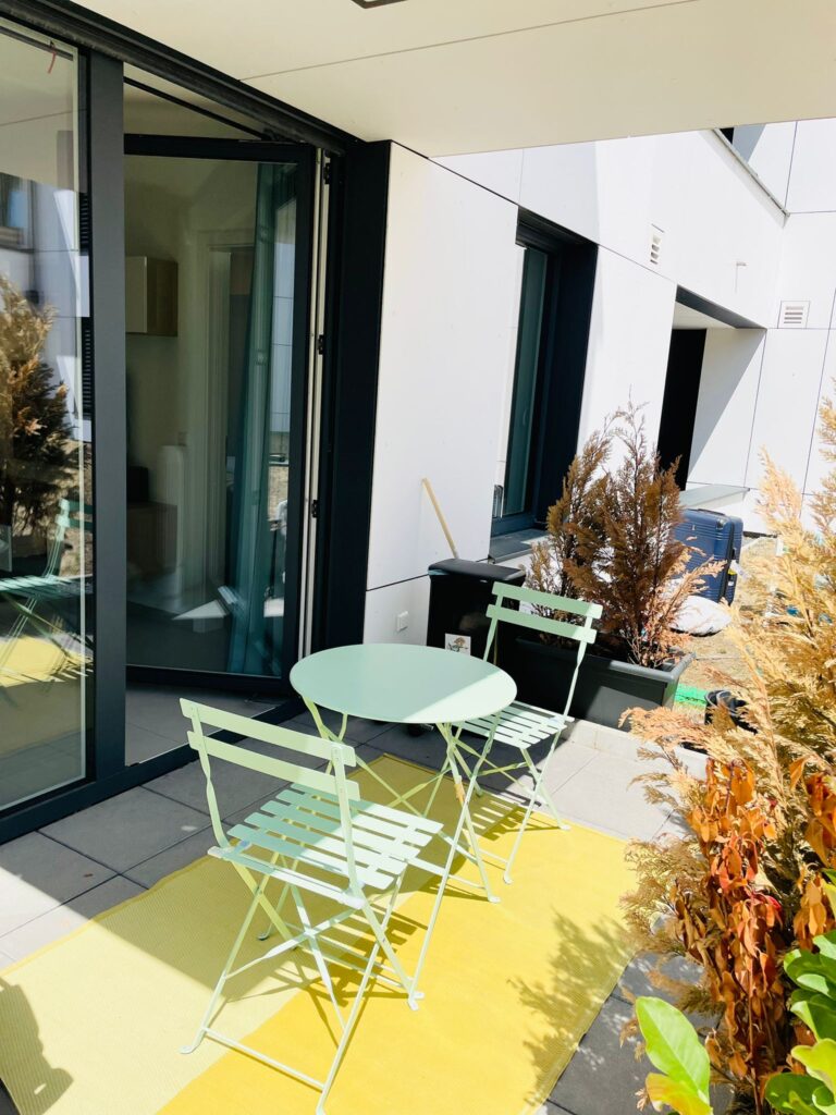 Luxury 1 bedroom in Center with Parking -5 — photo 3