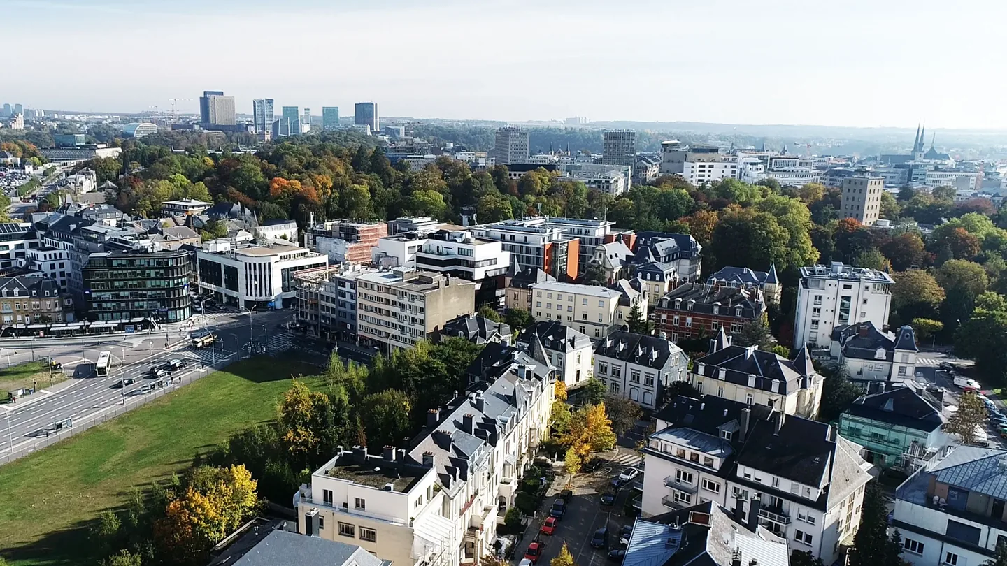 Belair from above: townhouses and tree-lined avenues